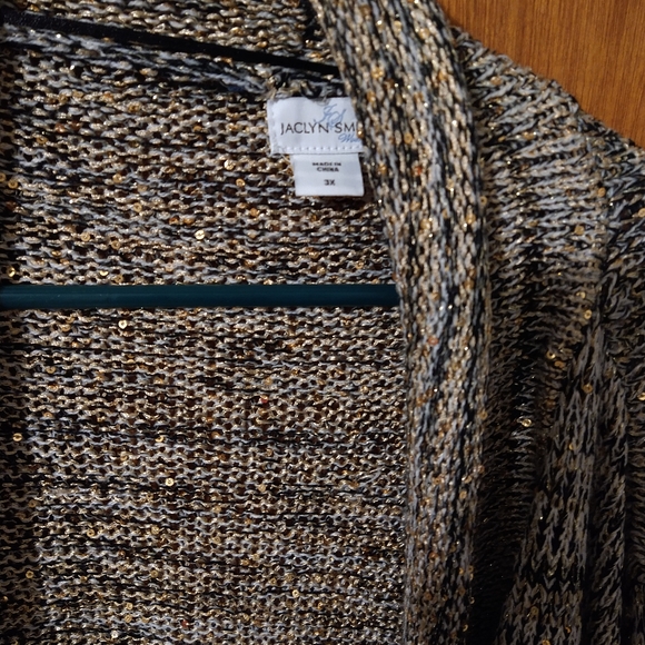 🟢BOGO🟢Jaclyn Smith Cardigan - Picture 2 of 3